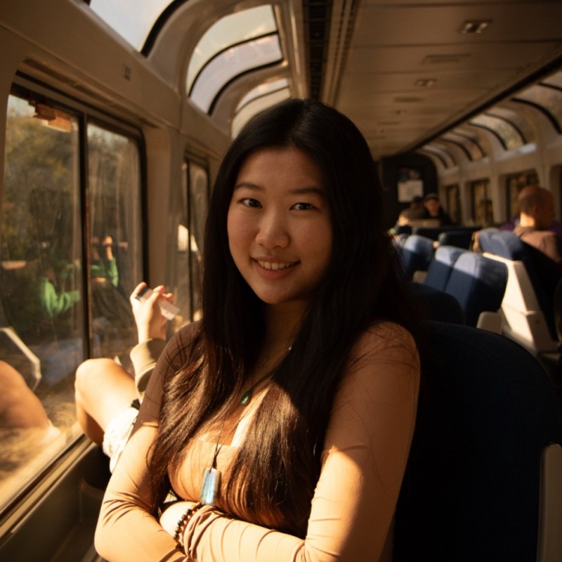 Celina Wang headshot